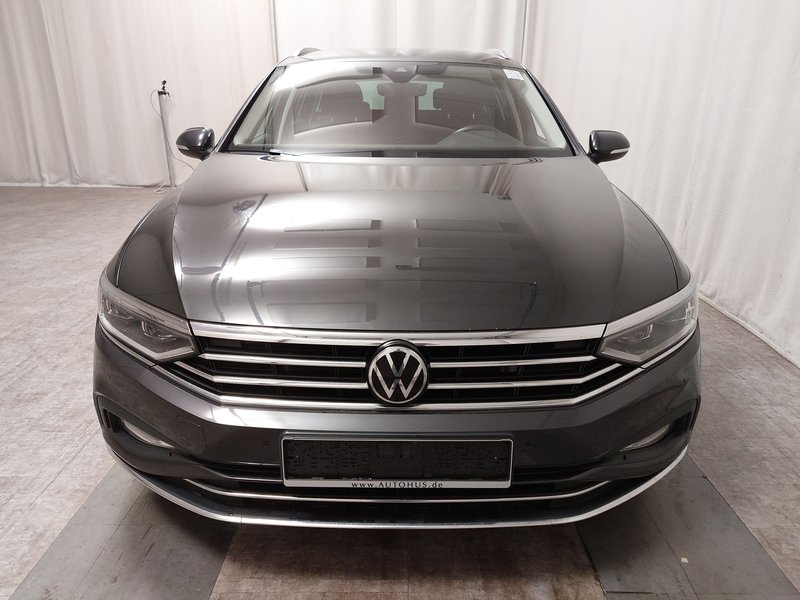 Volkswagen Passat Variant 2.0 TDI automatik Elegance • ACC • AHK — 9