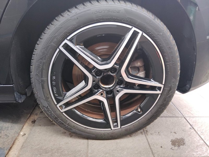 Mercedes-Benz B 250 e automatik Edition 2020 AMG Line • LED — 11