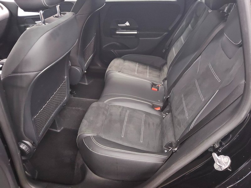 Mercedes-Benz B 250 e automatik Edition 2020 AMG Line • LED — 13