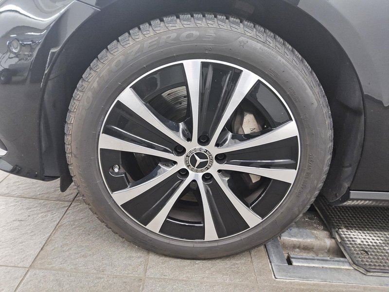 Mercedes-Benz E 300 de karavan automatik Avantgarde • 360° kamera • LED — 11