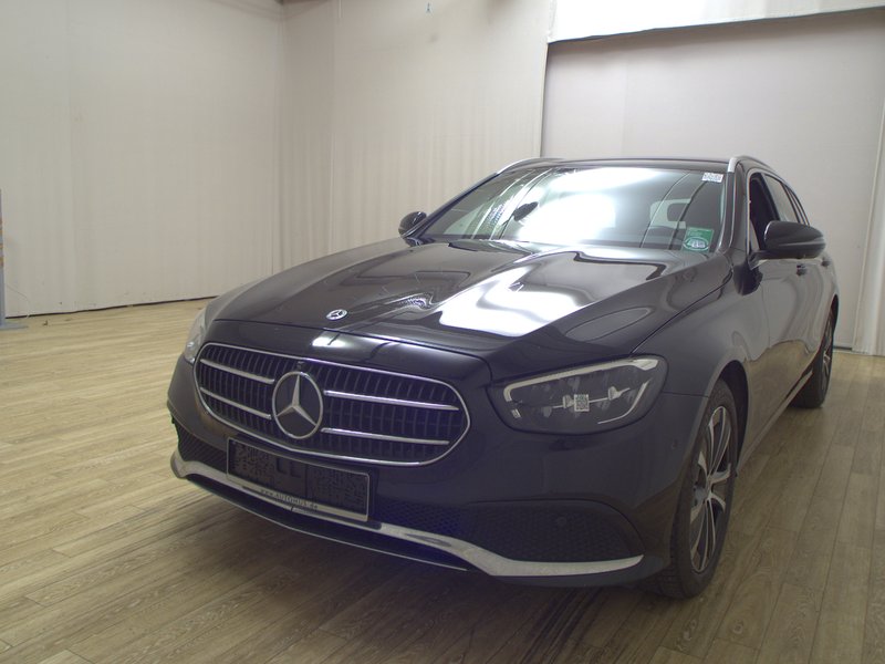 Mercedes-Benz E 300 de karavan automatik Avantgarde • 360° kamera • LED — 2