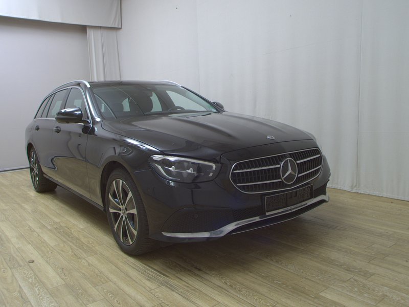 Mercedes-Benz E 300 de karavan automatik Avantgarde • 360° kamera • LED — 3