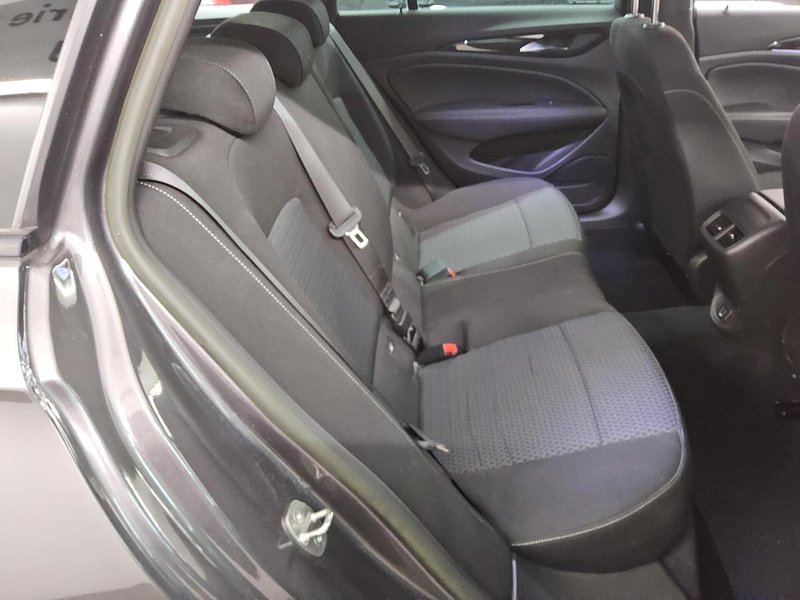 Opel Insignia ST 1.5 D Business Edition automatik • LED • navigacija — 13