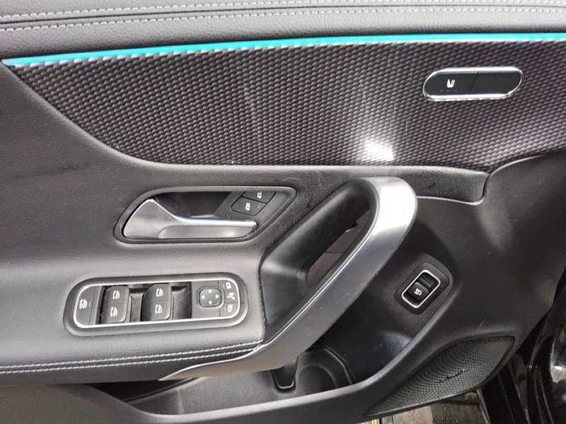 Mercedes-Benz CLA 220 d Shooting Brake automatik Progressive • ACC • LED — 10