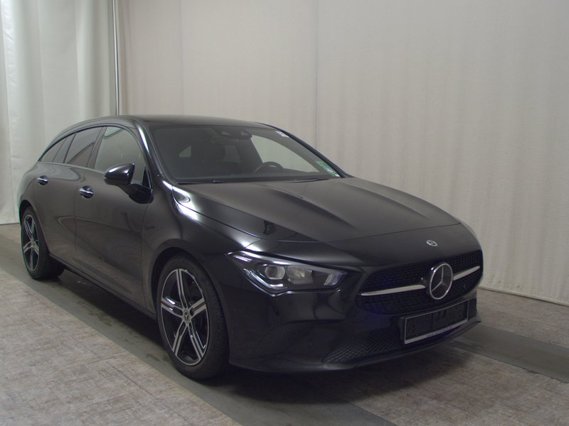 Mercedes-Benz CLA 220 d Shooting Brake automatik Progressive • ACC • LED — 3