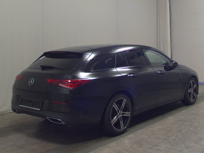 Mercedes-Benz CLA 220 d Shooting Brake automatik Progressive • ACC • LED — 4