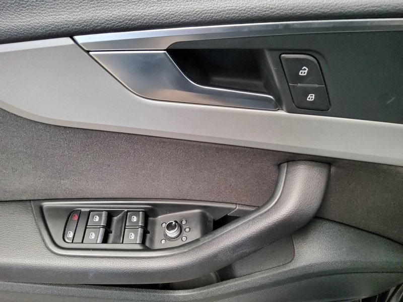 Audi A4 Avant 40 TDI automatik quattro • navigacija — 9