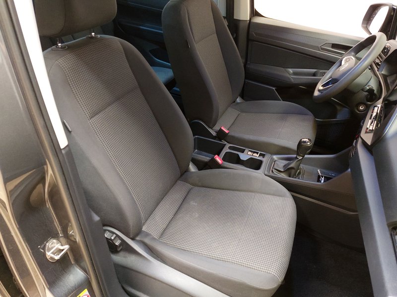 Volkswagen Caddy Maxi 2.0 TDI — 10