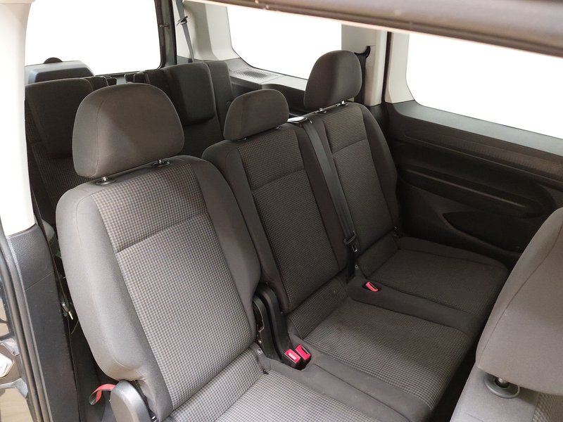 Volkswagen Caddy Maxi 2.0 TDI — 12
