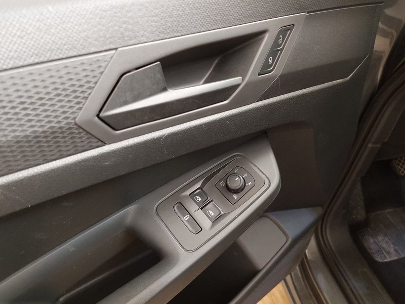 Volkswagen Caddy Maxi 2.0 TDI — 5