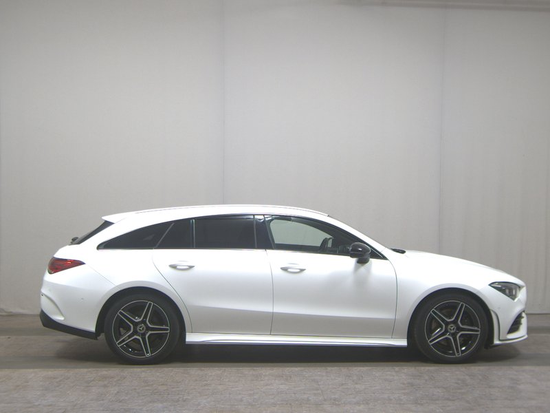 Mercedes-Benz CLA 220 d 4MATIC Shooting Brake automatik AMG Line • AHK • LED