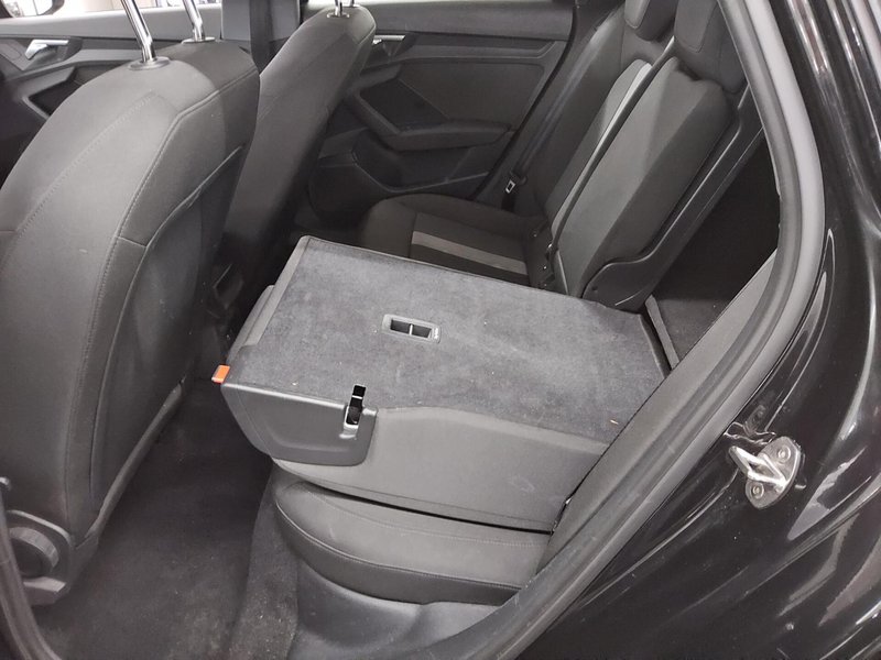 Audi A3 Sportback 35 TDI automatik • ACC • digitalni instrumenti — 13