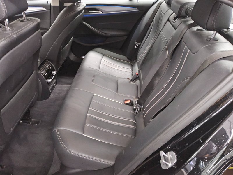 BMW 530e automatik • ACC • koža — 13