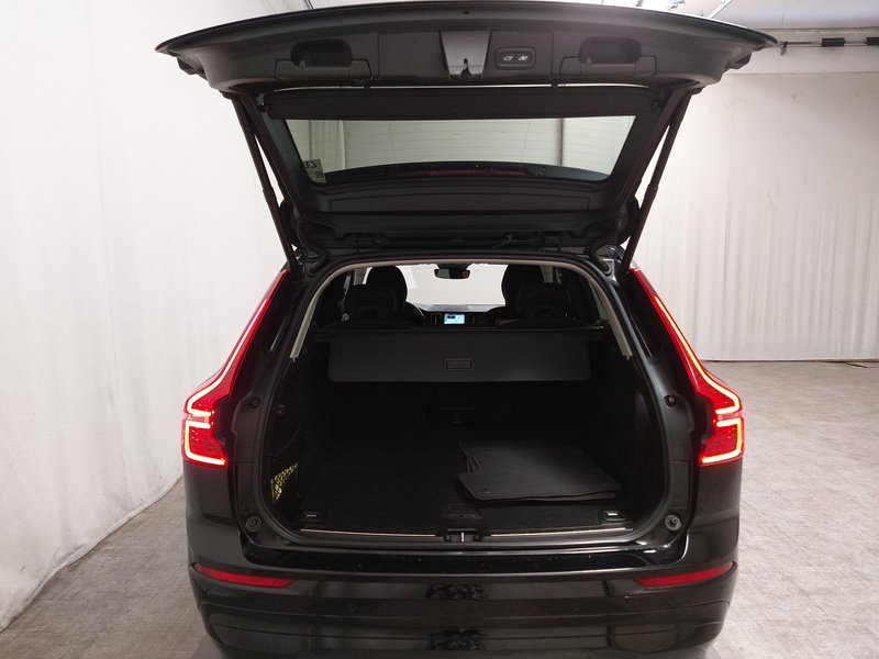 Volvo XC60 B4 automatik • ACC • grijano staklo — 16