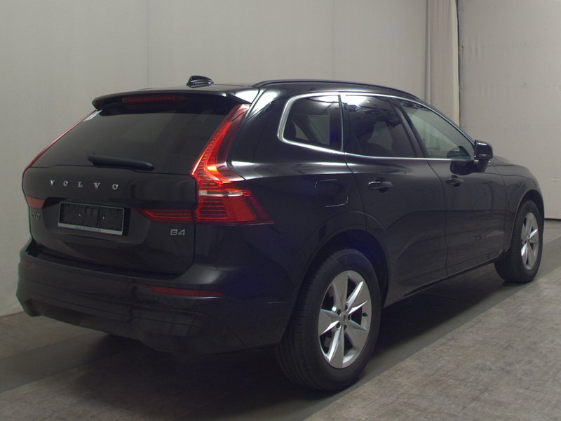 Volvo XC60 B4 automatik • ACC • grijano staklo — 4