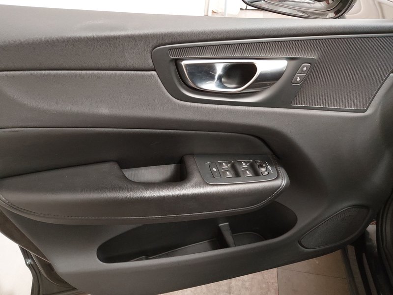 Volvo XC60 B4 automatik • ACC • grijano staklo — 5