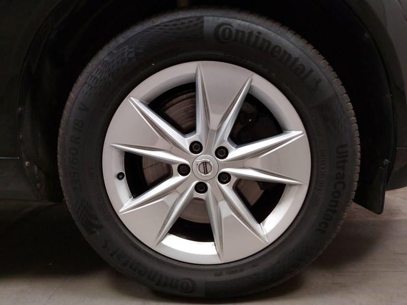Volvo XC60 B4 automatik • ACC • grijano staklo — 8