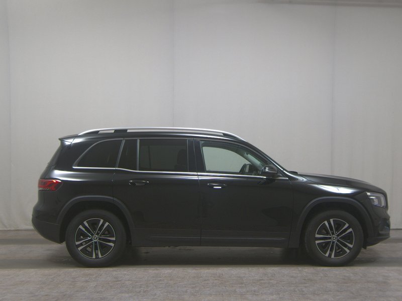 Mercedes-Benz GLB 200 d automatik Style • LED • digitalni instrumenti