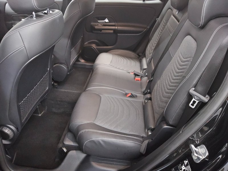 Mercedes-Benz GLB 200 d automatik Style • LED • digitalni instrumenti — 13