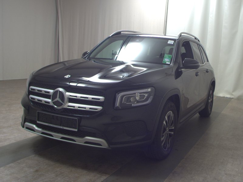 Mercedes-Benz GLB 200 d automatik Style • LED • digitalni instrumenti — 2