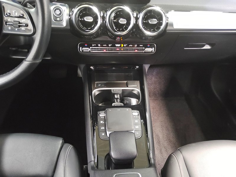 Mercedes-Benz GLB 200 d automatik Style • LED • digitalni instrumenti — 6
