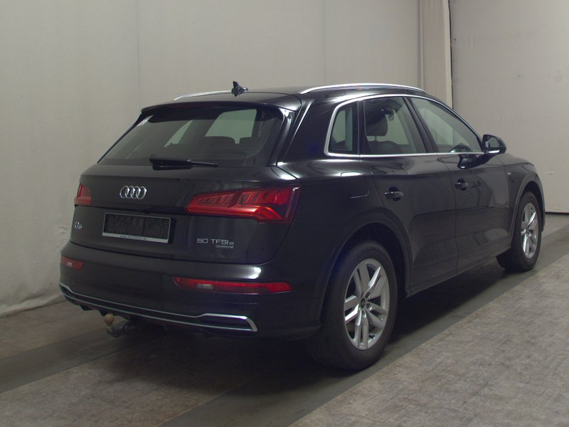Audi Q5 50 TFSI e quattro S line automatik • ACC • AHK — 4