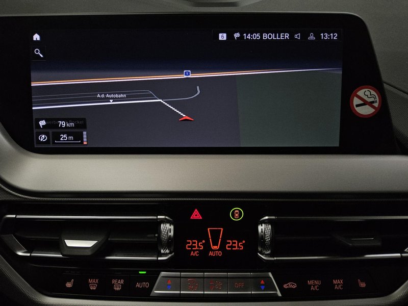 BMW 118d automatik • LED • digitalni instrumenti — 7