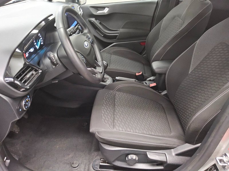 Ford Fiesta 1.0 EcoBoost Titanium • LED — 8