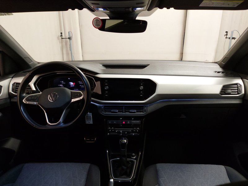 Volkswagen T-Cross 1.0 TSI Move automatik • ACC • LED — 16