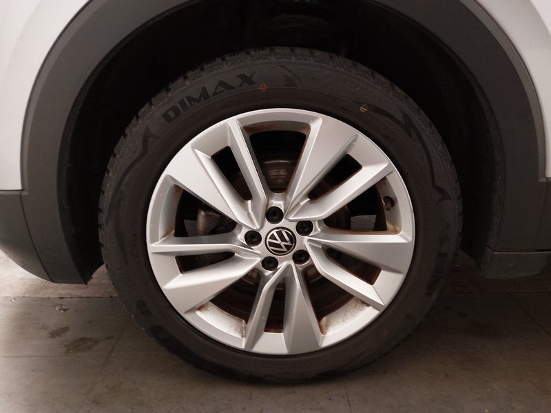 Volkswagen T-Cross 1.0 TSI Move automatik • ACC • LED — 8
