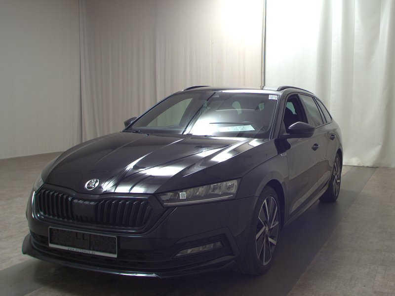 Škoda Octavia Combi 2.0 TDI automatik Sportline • Full LED — 2