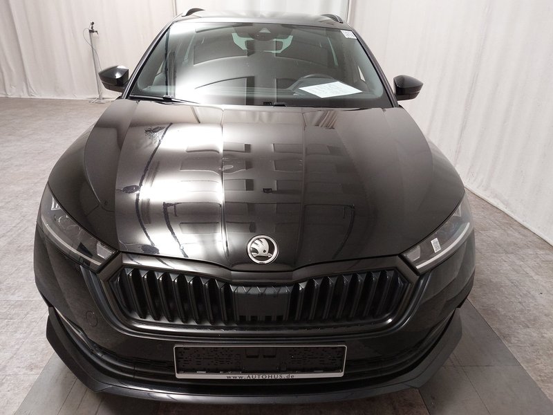 Škoda Octavia Combi 2.0 TDI automatik Sportline • Full LED — 9