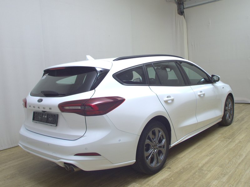 Ford Focus Turnier 1.5 EcoBlue ST-Line automatik • ACC • LED — 4