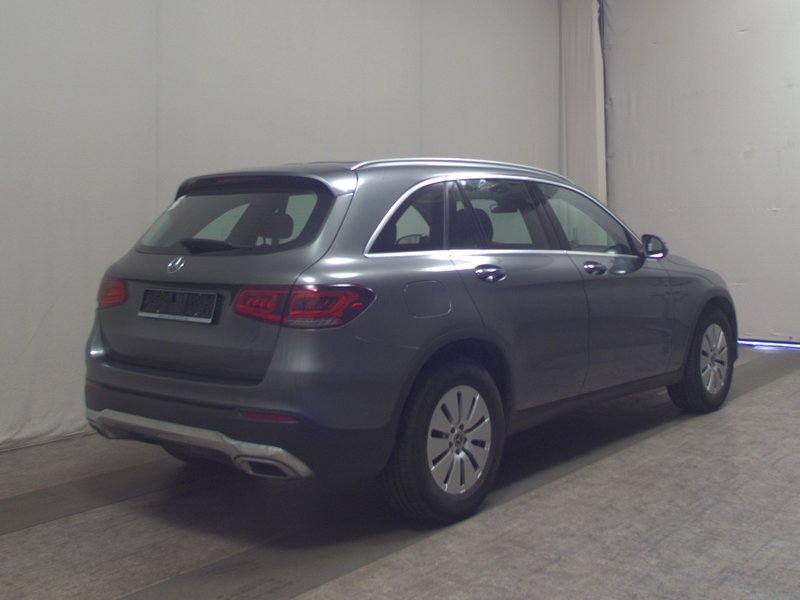 Mercedes-Benz GLC 200 d 4MATIC automatik • LED — 4