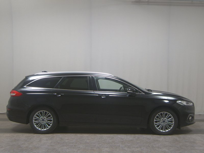 Ford Mondeo Turnier 2.0 EcoBlue automatik Titanium • LED • kuka