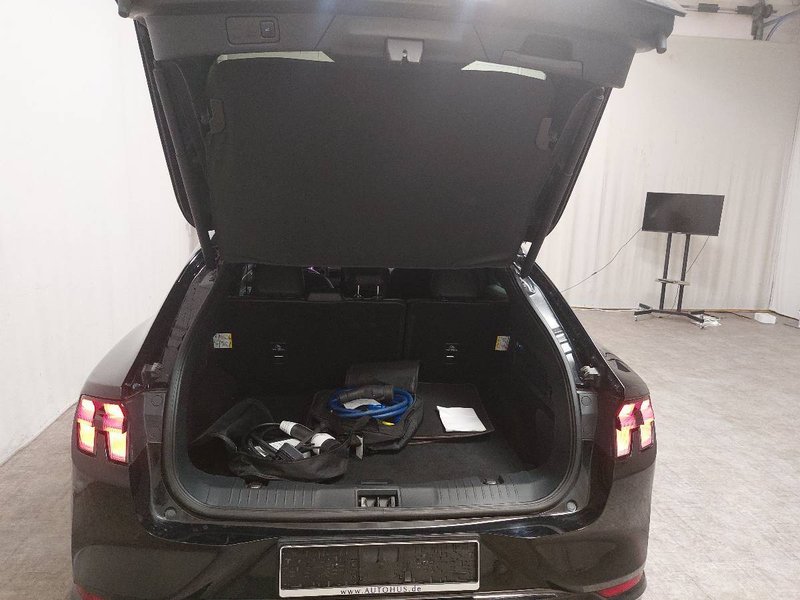 Ford Mustang Mach-E AWD GT • 4x4 • Kuka za vuču (AHK) — 19