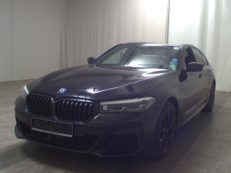 BMW 545e xDrive automatik M Sport • HUD • ACC — 2
