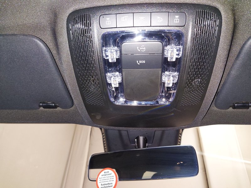 Mercedes-Benz GLB 200 d Progressive automatik • ACC • LED — 13