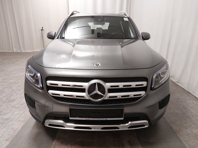 Mercedes-Benz GLB 200 d Progressive automatik • ACC • LED — 9