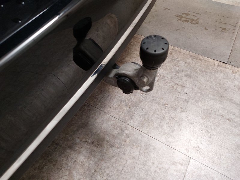 Mercedes-Benz C 200 d karavan Avantgarde automatik • ACC • AHK — 16