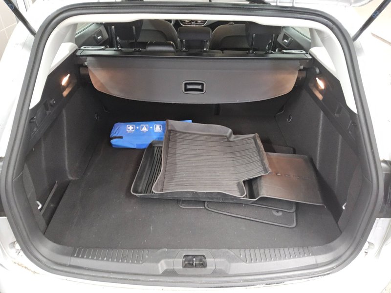 Ford Focus Turnier 1.0 EcoBoost Titanium • LED • navigacija — 11