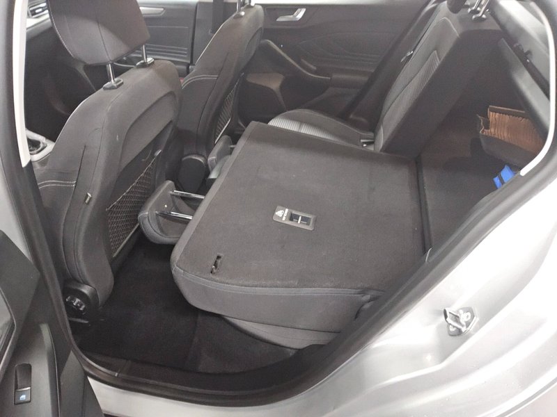 Ford Focus Turnier 1.0 EcoBoost Titanium • LED • navigacija — 13