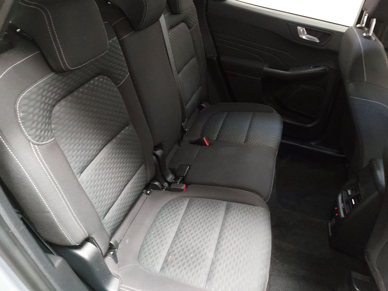 Ford Kuga 1.5 EcoBlue automatik Cool&Connect • Kuka za vuču (AHK) — 12