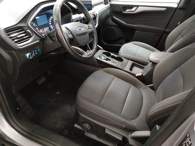 Ford Kuga 1.5 EcoBlue automatik Cool&Connect • Kuka za vuču (AHK) — 6