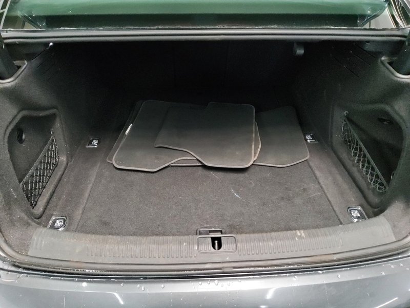 Audi A4 40 TDI quattro automatik S line • LED • digitalni instrumenti — 12