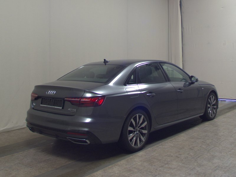 Audi A4 40 TDI quattro automatik S line • LED • digitalni instrumenti — 4