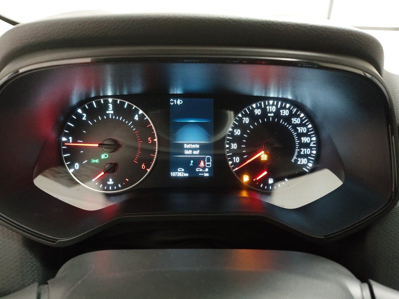 Renault Clio V 1.5 BLUE dCi 100 Business Edition • Full LED • navigacija — 22