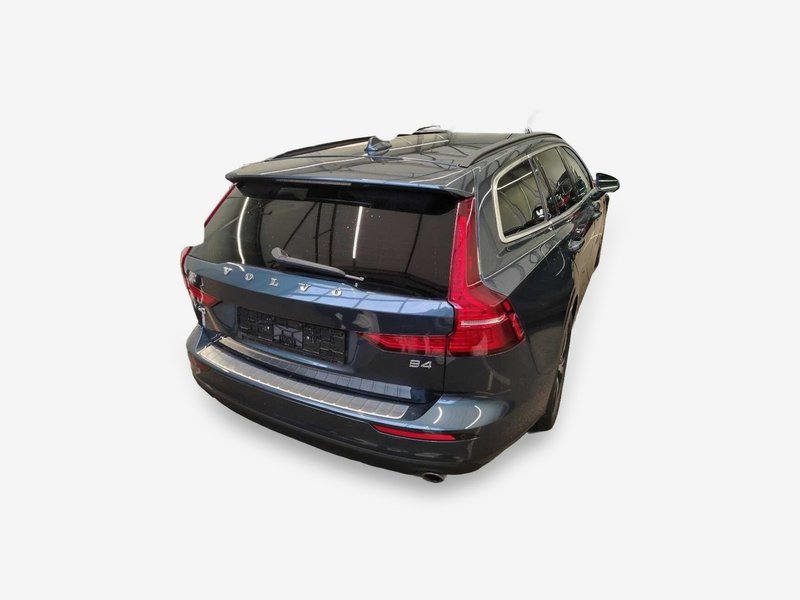 Volvo V60 B4 D automatik Core • LED • digitalni instrumenti — 4