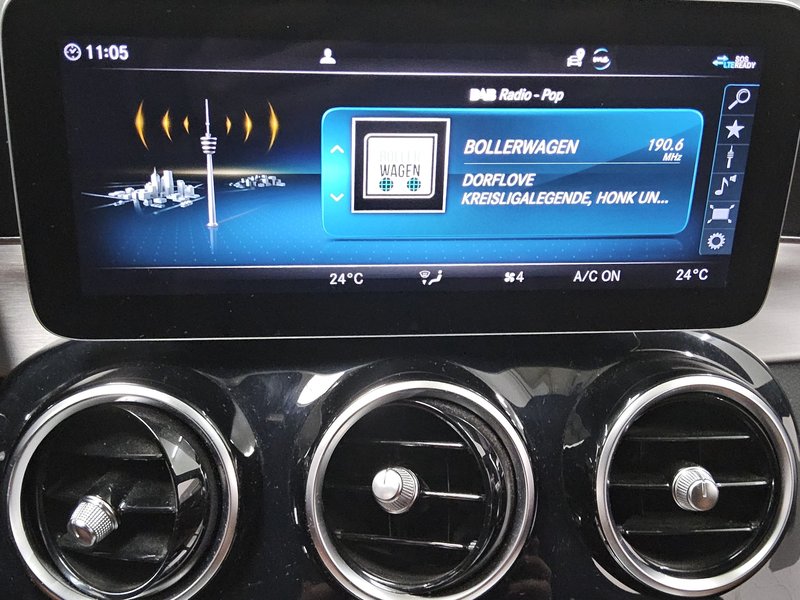 Mercedes-Benz C 300 de automatik AMG Line • ACC • LED — 7
