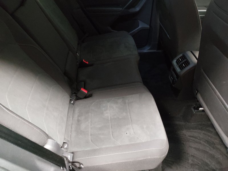 Volkswagen Tiguan 2.0 TDI Elegance • 360° kamera • ACC — 12